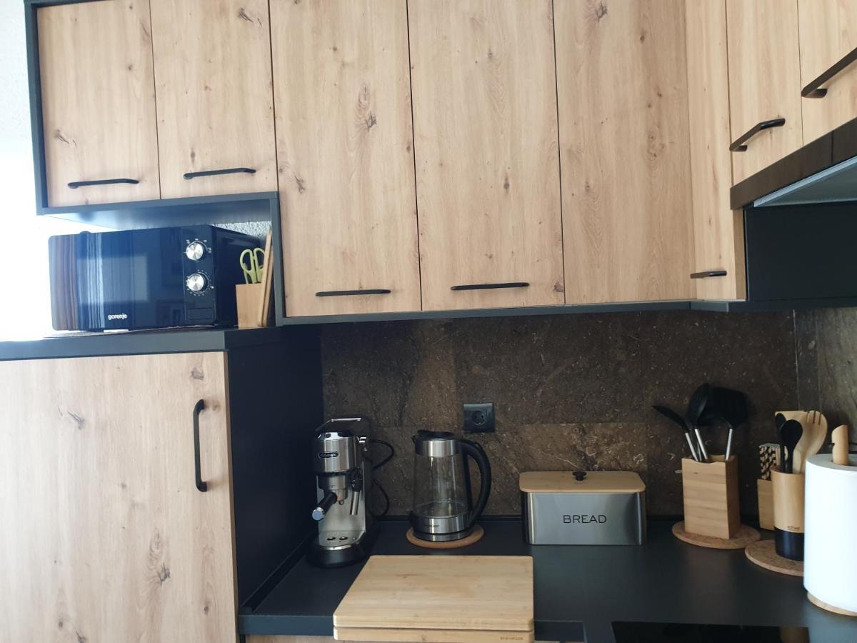 Apartman Anabella Рованиска Екстериор снимка